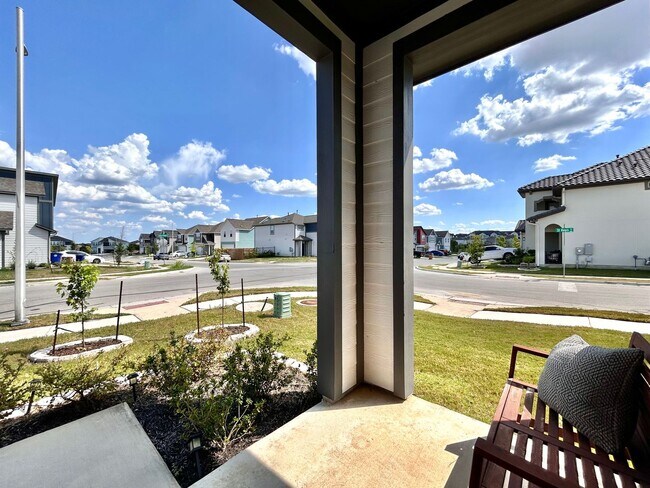 Building Photo - Modern 3/BR 2.5/BA Home with Porch, Deck &...