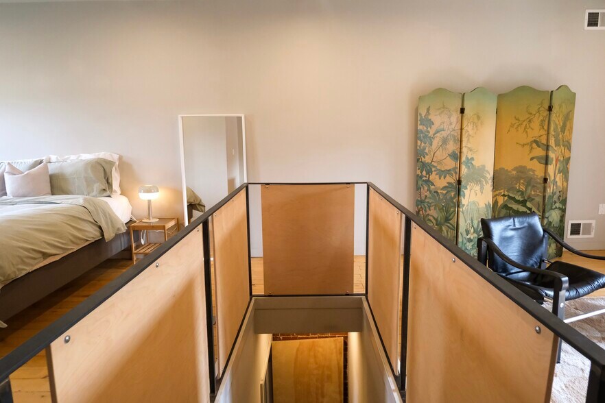 Building Photo - 3345 Ligonier St