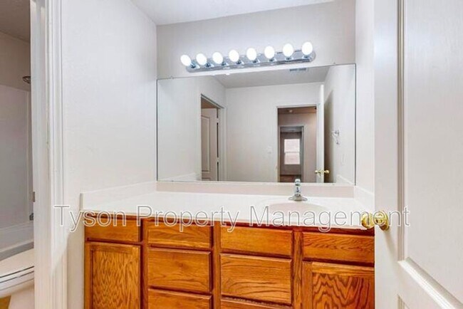 Building Photo - 8116 Long Mesa Pl NW