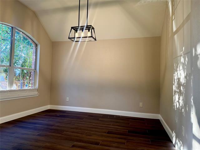 Building Photo - 2113 Fountain Dr
