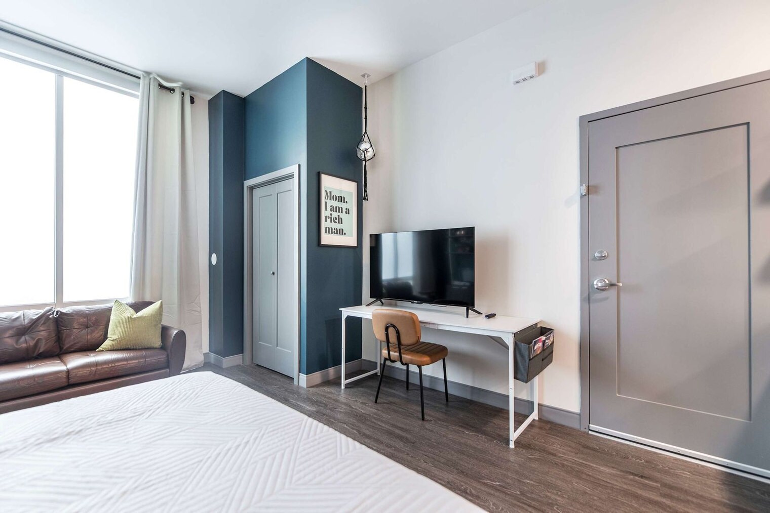 Building Photo - 520 Martin Luther King Jr Blvd