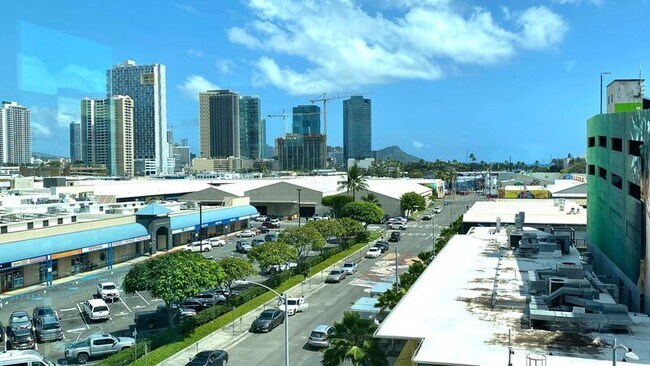 Building Photo - 600 Ala Moana Blvd
