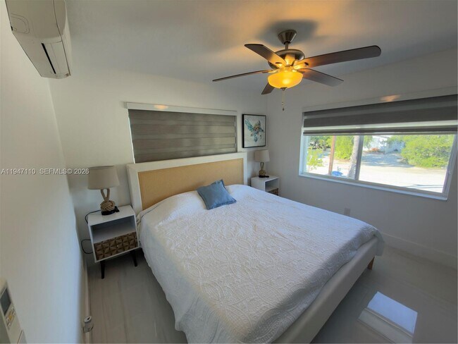 Building Photo - 27346 Martinique Ln