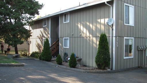 Building Photo - 2 br, 1 bath House - 9745 SW Lookout Terra...