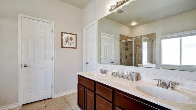 Building Photo - 26207 Lost Creek Way