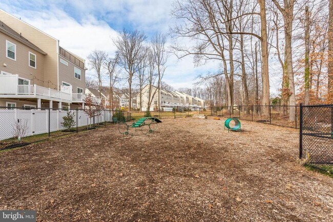 Building Photo - 1295 Orchid Rd
