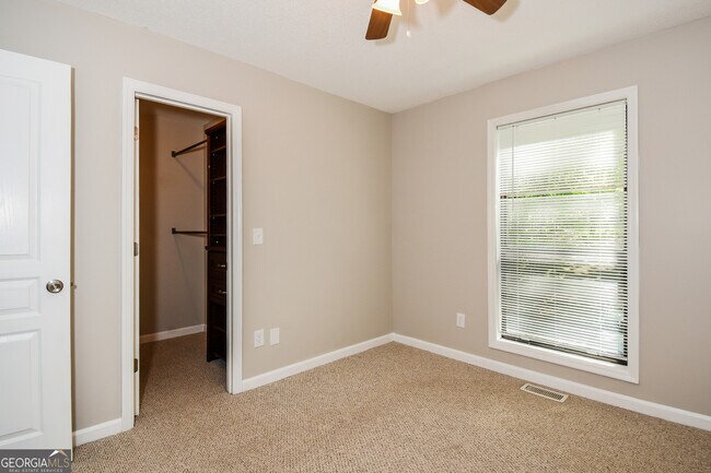 Building Photo - 3970 Cripple Creek Dr
