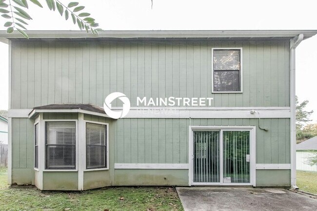 Building Photo - 3 Bedroom Pet-Friendly Home in Lithonia, GA with Main Street Renewal