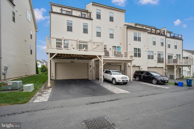 Building Photo - 22601 Merganser St