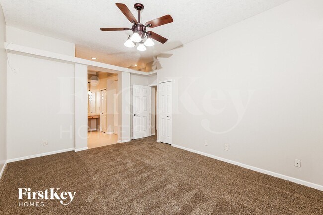 Building Photo - 12452 Van Spronsen Way