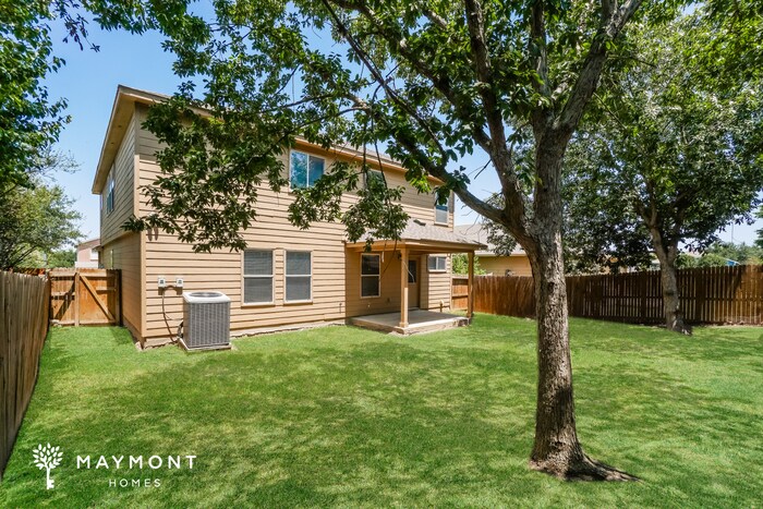 Building Photo - 349 Willow View