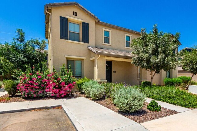 Building Photo - 4046 S 58th Ln