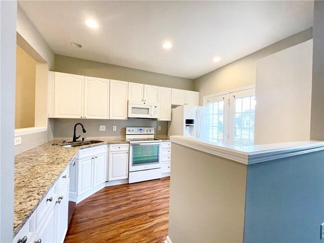 Building Photo - 2225 Hoskins Ct