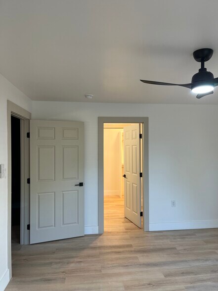 Primary Photo - 3020 Bellaire Dr