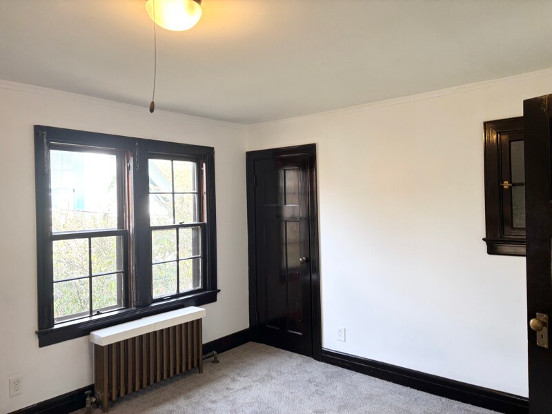 Building Photo - 708 Rock Beach Rd