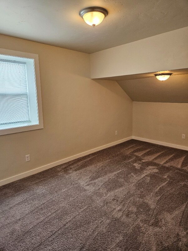 Building Photo - 1401 Oakley Ave