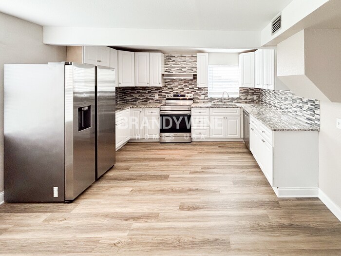 Building Photo - 3636 Alabama Ave NE