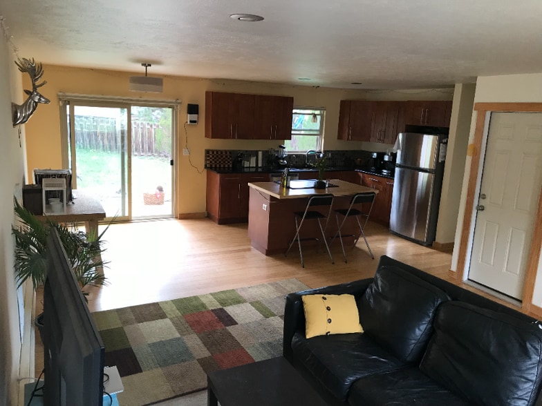 Building Photo - 4437 Clipper Ct