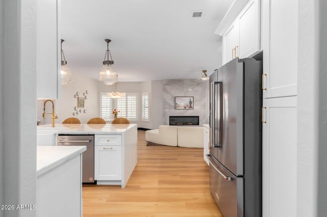 Building Photo - 3759 S Dew Drop Ln