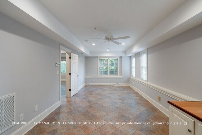 Building Photo - 529 Queens Rd
