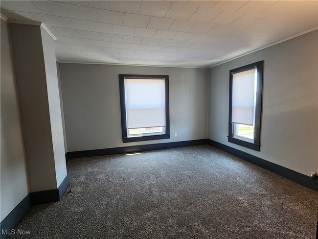 Building Photo - 139 Highland Ave