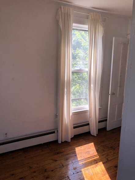 Bedroom 2 - 204 Wooster St