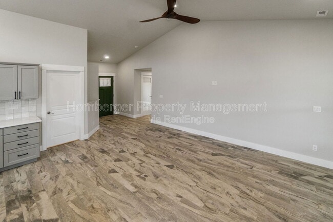 Building Photo - 6904 Jasper Dr