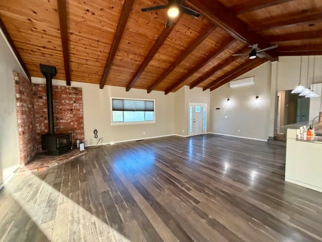 Building Photo - 3 BED 2 BATH HOME IN COTTONWOOD, CA WITH ACREAGE & $500 MOVE IN SPECIAL