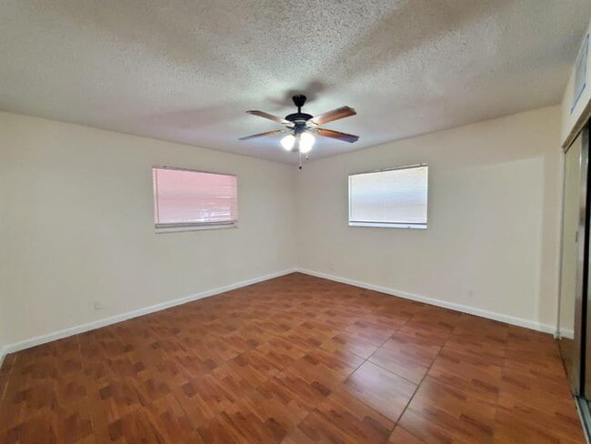 Building Photo - 3377 NW 22nd St