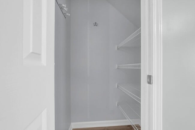 Building Photo - 1402 Old Folkstone Rd., Unit 2