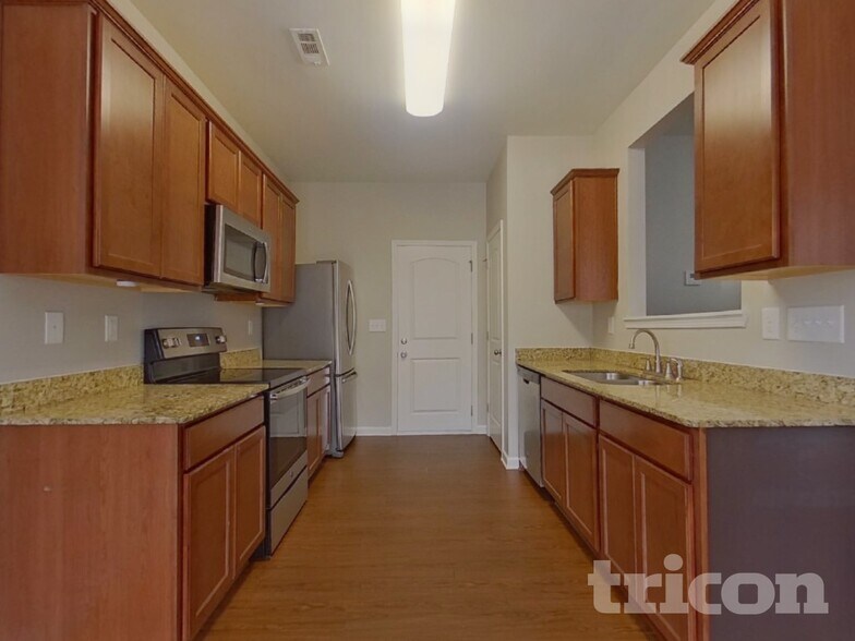 Building Photo - 2062 Aragon Lane