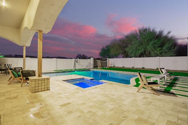 Building Photo - Beautiful 6-bedroom basement home