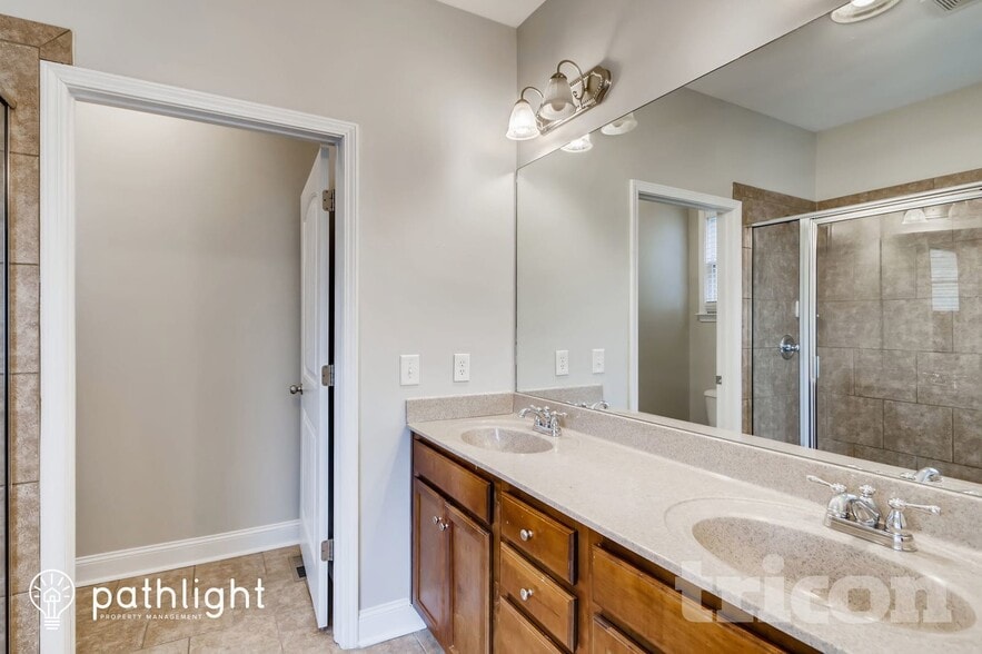 Building Photo - 567 Blackberry Run Trail