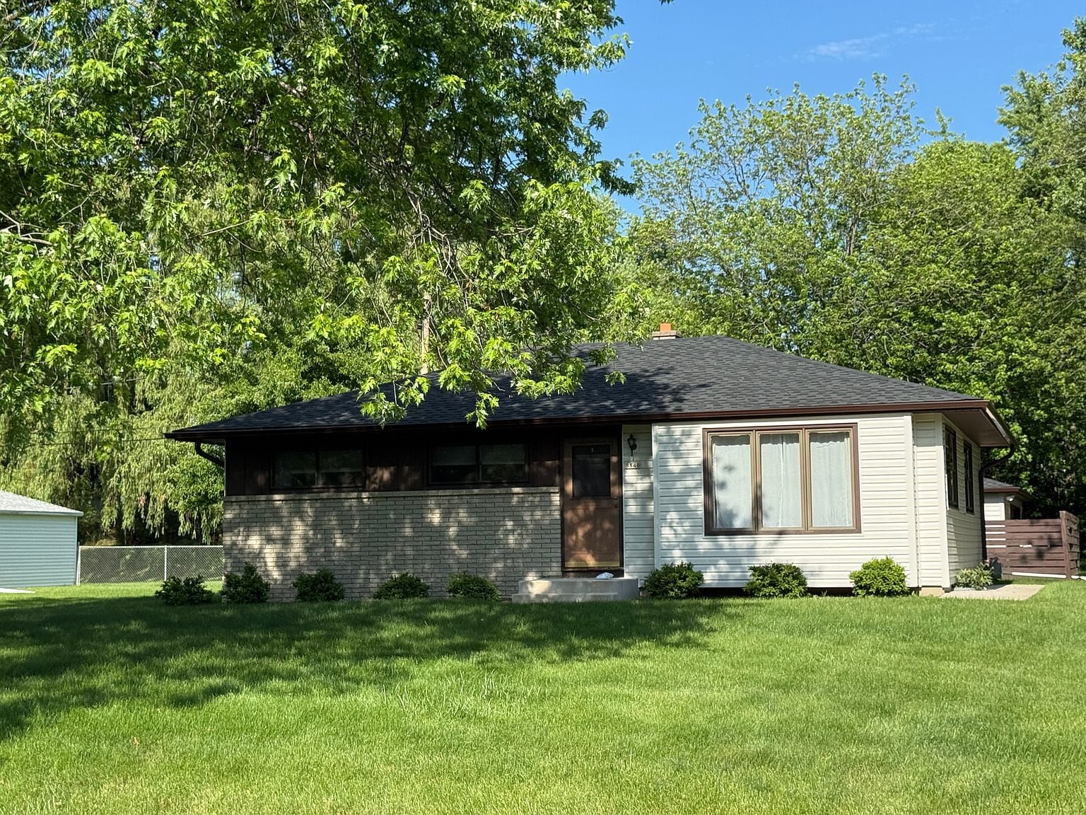 Building Photo - 8840 S Carol Ct