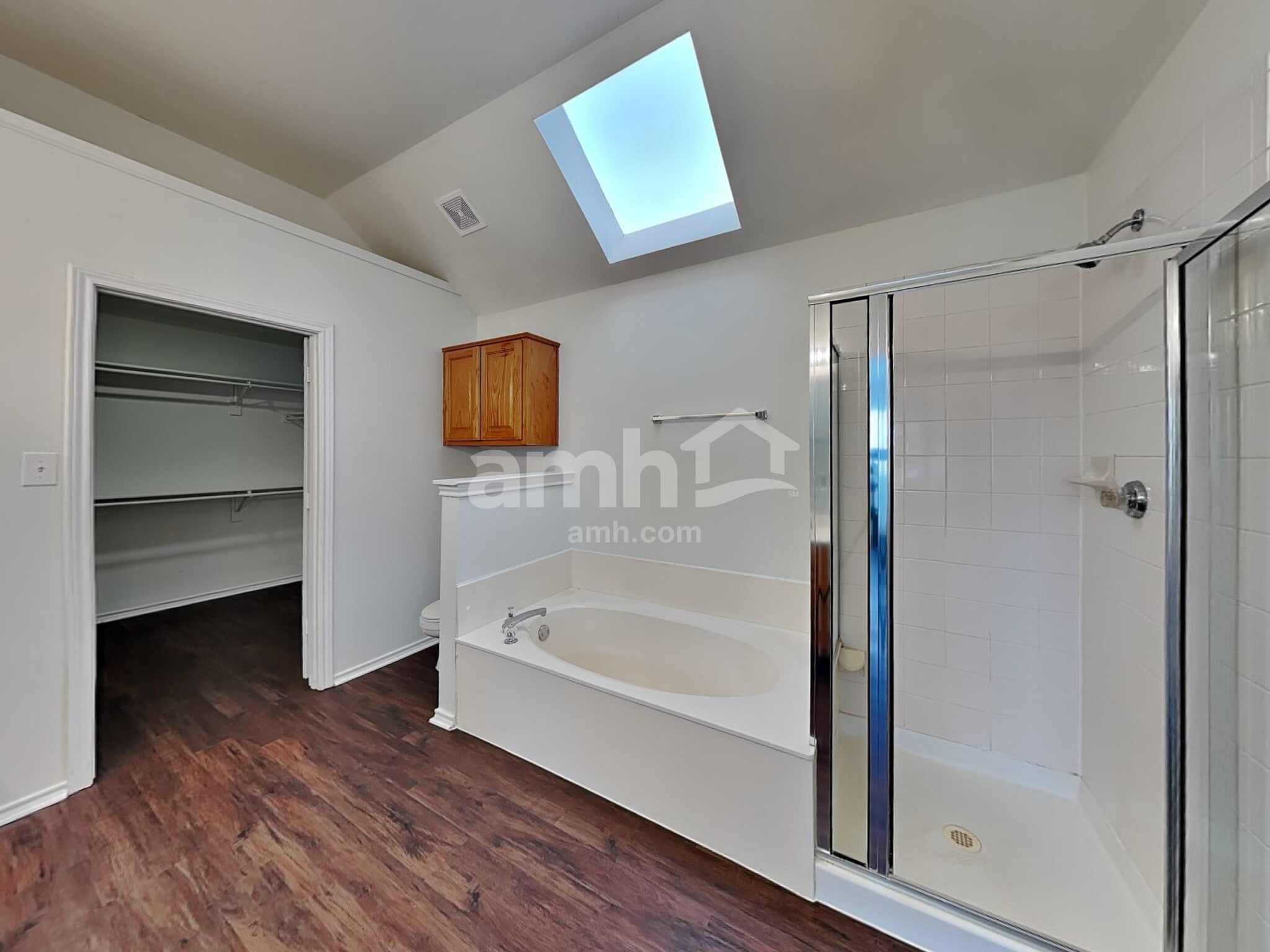 Building Photo - 1204 Buehler Ct