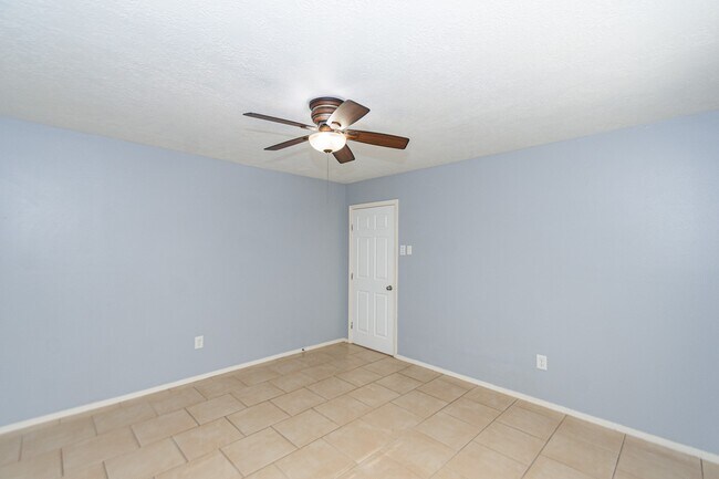 Building Photo - 4210 Cork Ln