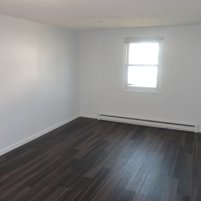 Building Photo - 54 Ballard St