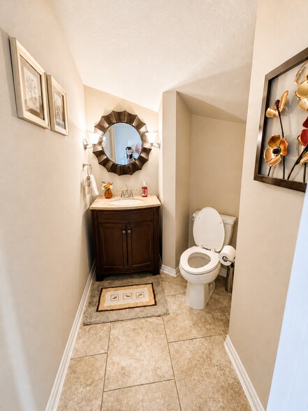 Building Photo - 5934 Beeston Hall Ct