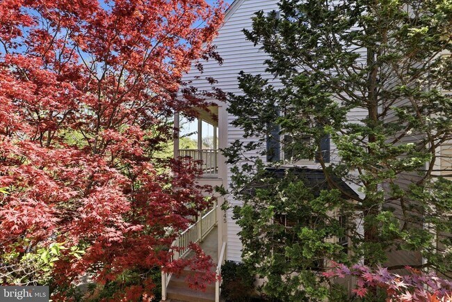 Building Photo - 12845 Mill Brook Ct