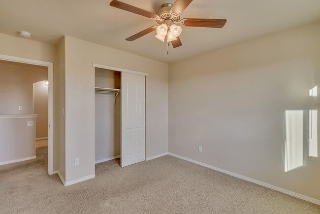 Building Photo - Lovely 4 bedroom, 2.5  in West Side El Paso!!