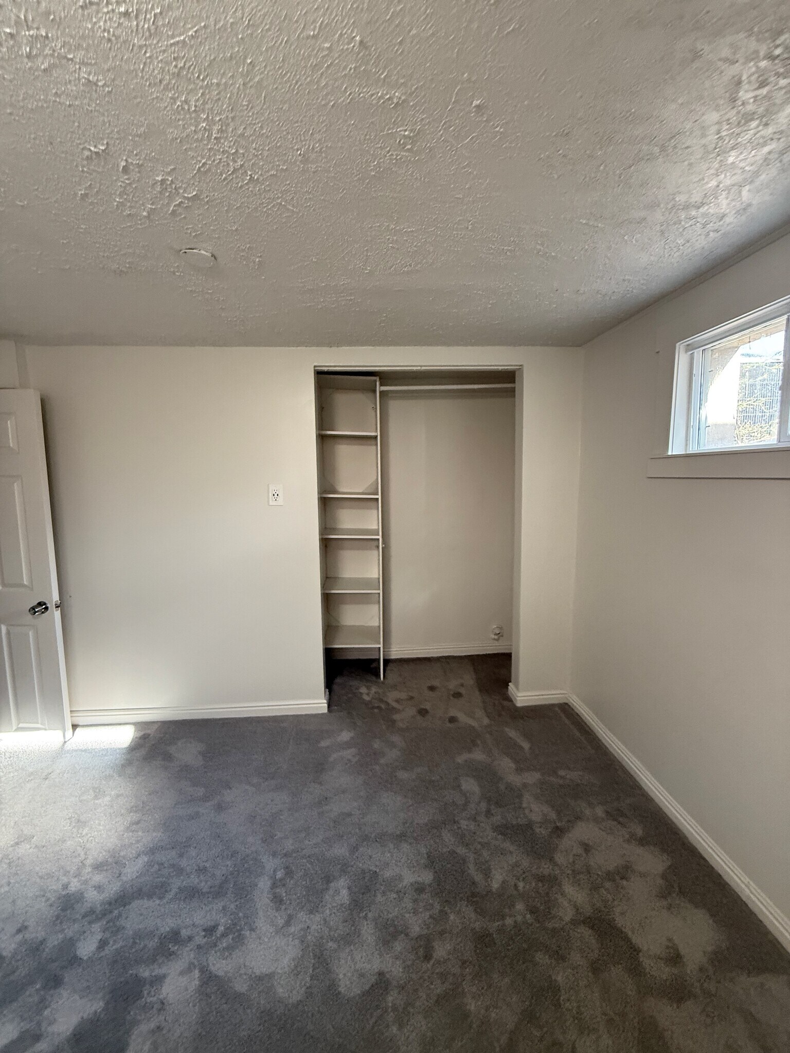 Building Photo - 1105 W 10550 S