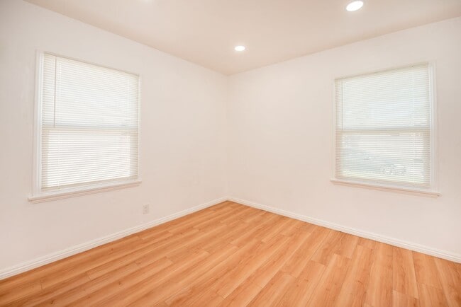 Building Photo - Remodeled Home