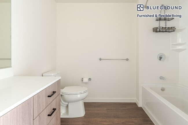 Building Photo - 100 Callan Ave