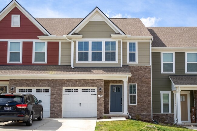 Primary Photo - 645 Exmoor Dr