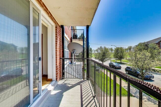 Building Photo - 16671 Liberty Cir
