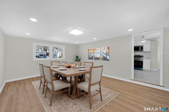 Building Photo - 23 Bancroft Rd