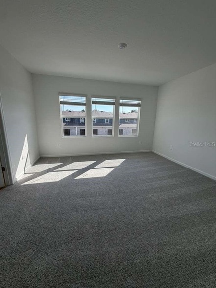 Building Photo - 5195 Loyalty Dr