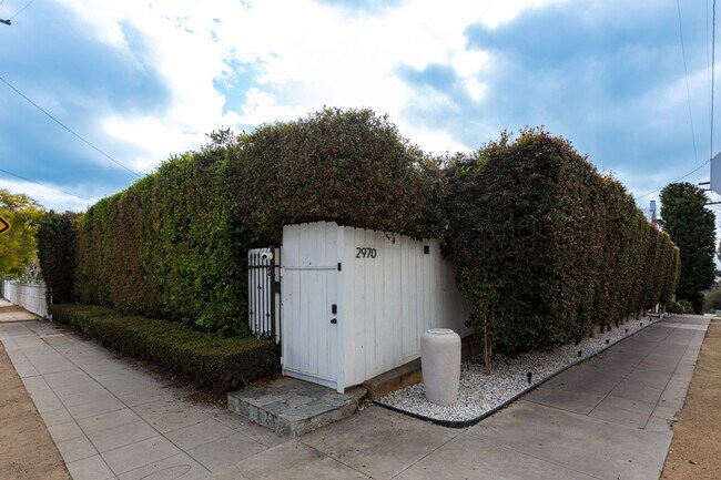 Building Photo - 139 Quince St