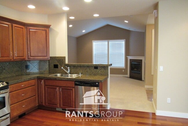 Building Photo - Spacious Single-Family Home in Olympia’s I...