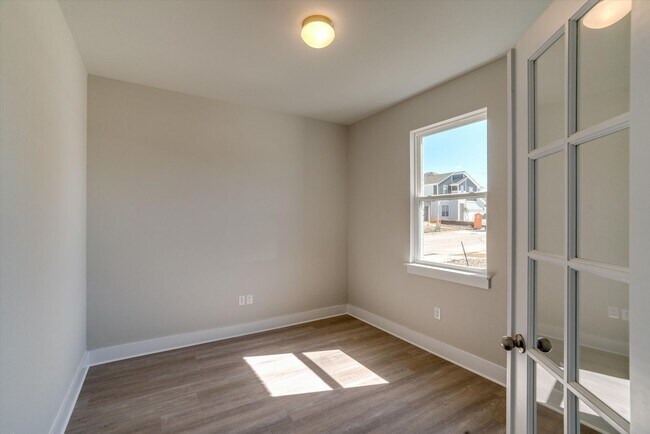 Building Photo - 9824 Eloquence Dr